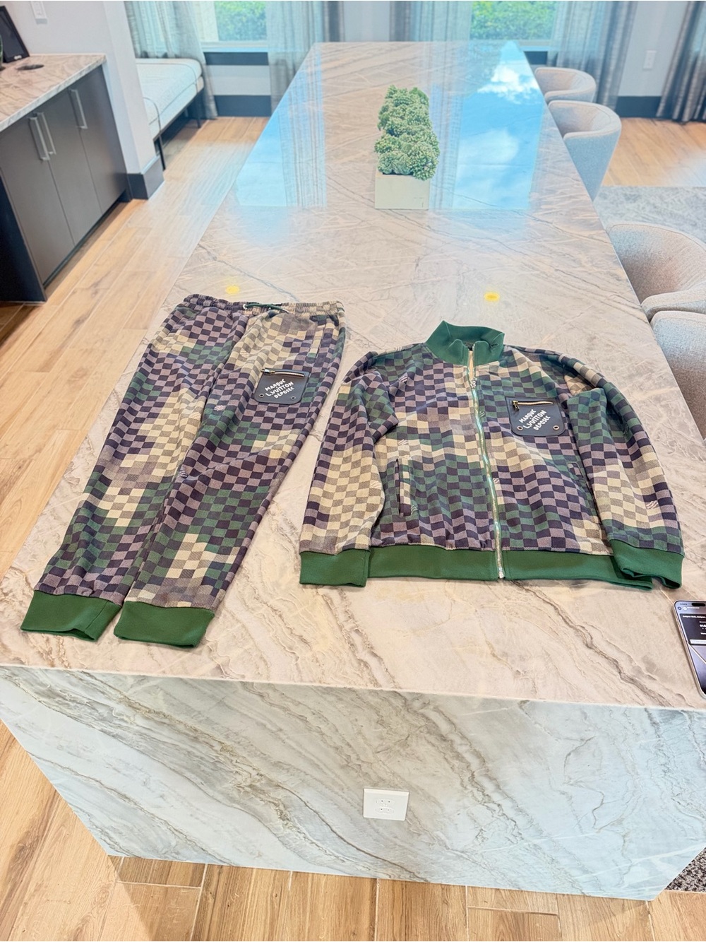 Louis Vuitton XXL Green & Brown Checkerboard Joggers